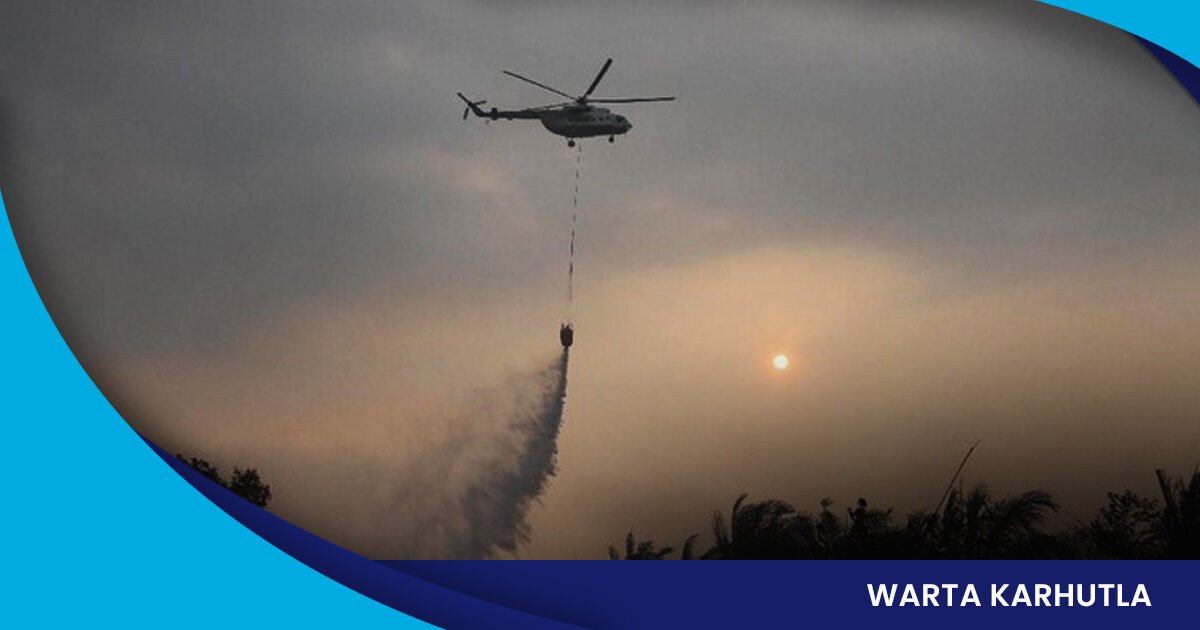 BNPB mengirim sejumlah unit helicopter water bombing ke Riau menyusul kemarau dan maraknya kebakaran hutan dan lahan di daerah itu